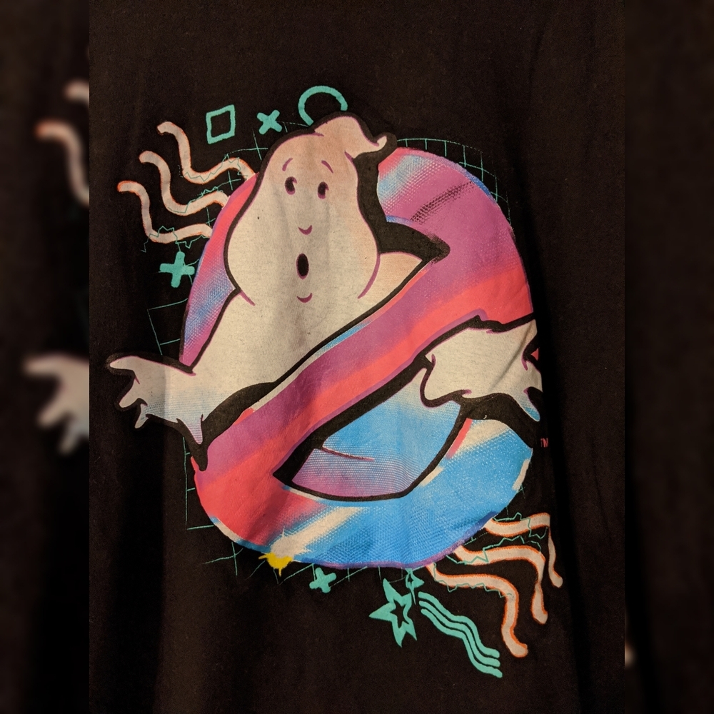 Ghostbusters logo tee LootCrate
